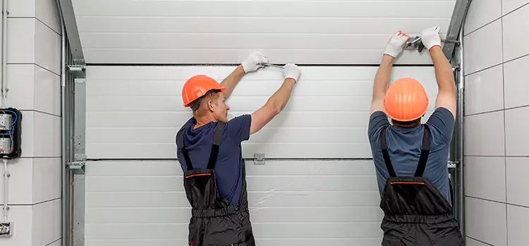 Choose Us for Your Garage Door Needs in Lindenhurst