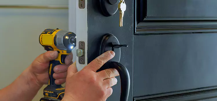 Commercial Door Lock Installation Lindenhurst