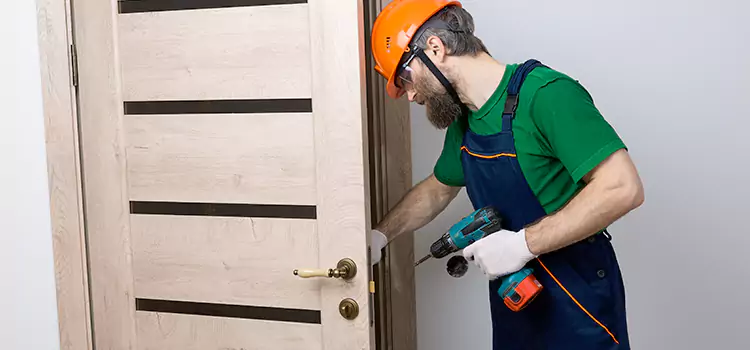 Replace Internal Door Handle with Lock Lindenhurst