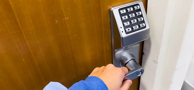 Why Choose Us for Your Keypad Lock Needs in Lindenhurst, NY?